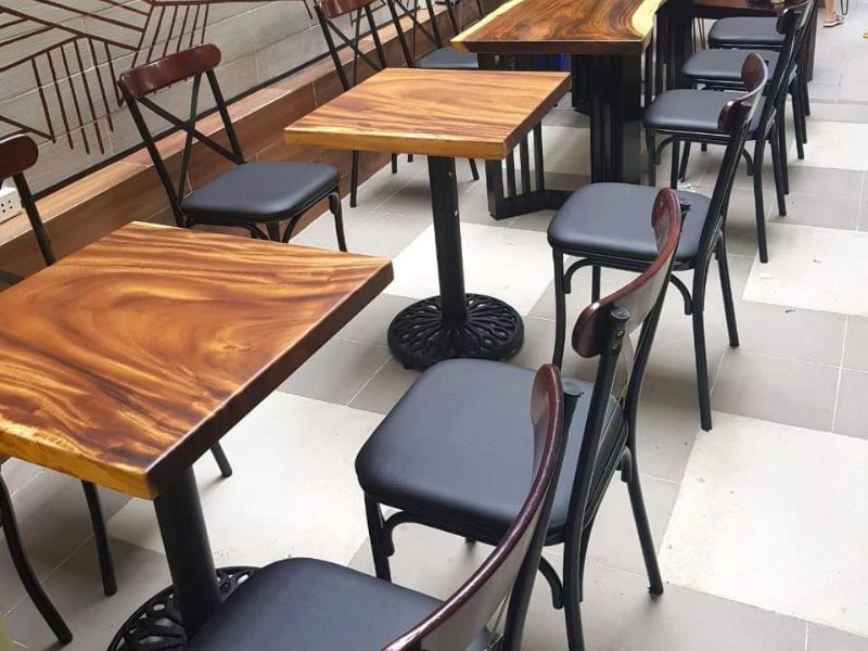 Bàn cà phê gỗ me tây vuông chân sắt Bàn cà phê gỗ me tây vuông chân sắt