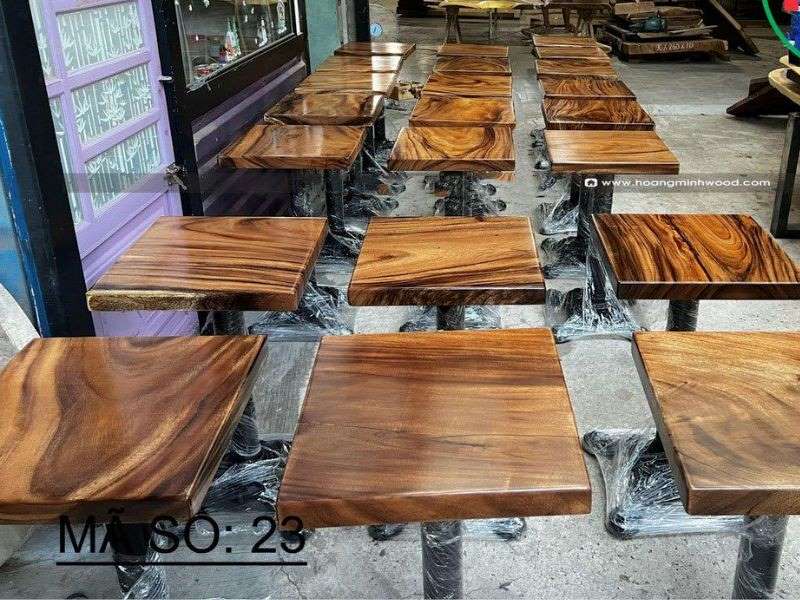 Bàn cafe vuông gỗ me tây nguyên tấm Bàn cafe vuông gỗ me tây nguyên tấm