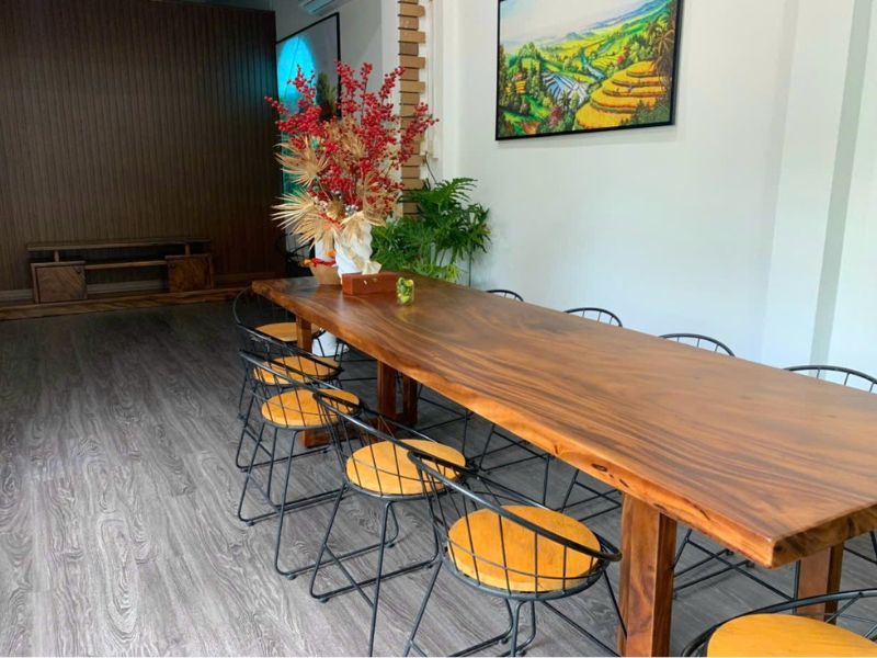 Bàn dài gỗ me tây nguyên tấm Bàn dài gỗ me tây nguyên tấm