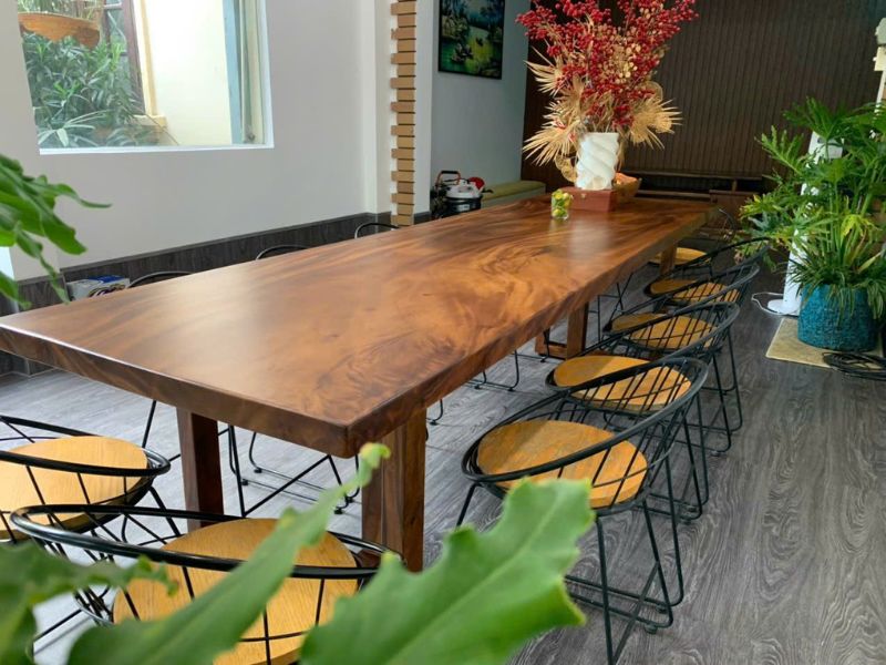 Bàn dài gỗ me tây nguyên tấm Bàn dài gỗ me tây nguyên tấm