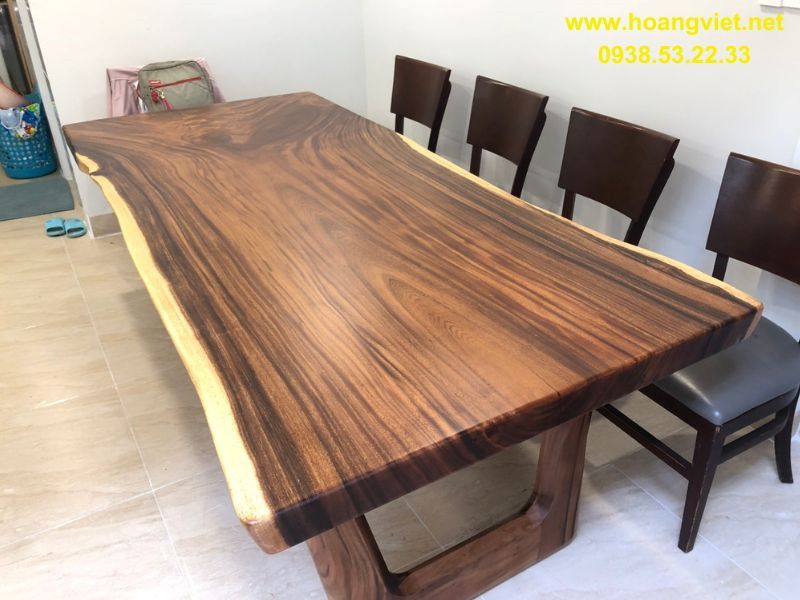 Bàn dài gỗ me tây nguyên tấm rộng 1m Bàn dài gỗ me tây nguyên tấm rộng 1m