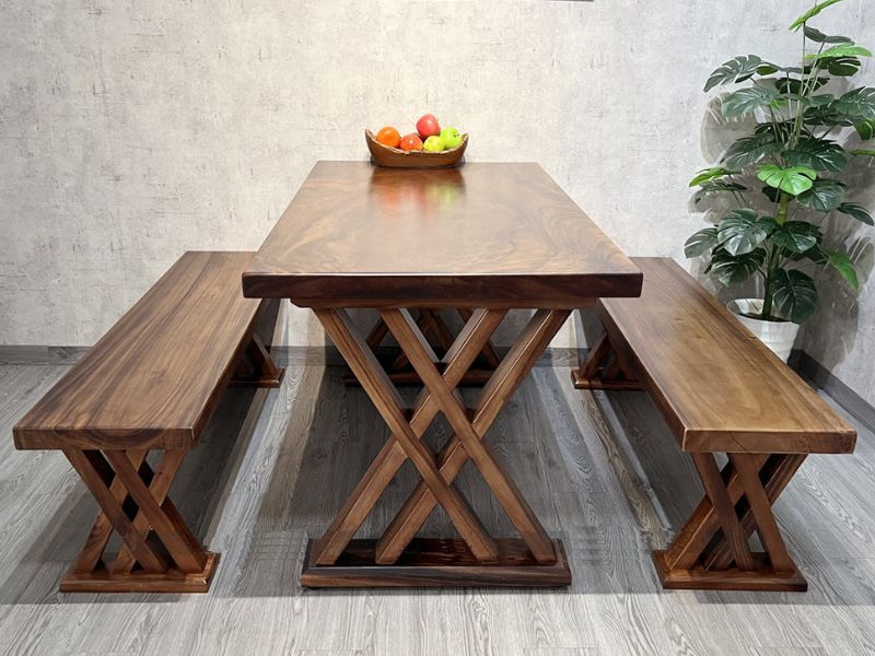 Bàn ghế k3 gỗ me tây nguyên khối giá rẻ Bàn ghế k3 gỗ me tây nguyên khối giá rẻ