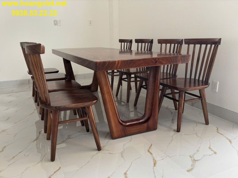 Bàn ăn gỗ me tây nguyên khối 8 ghế 7 nan Bàn ăn gỗ me tây nguyên khối 8 ghế 7 nan