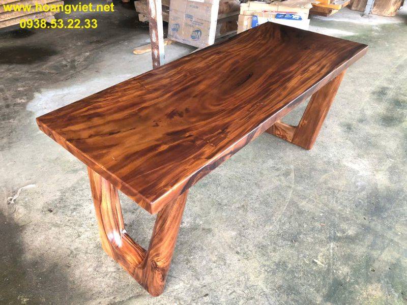 Bàn gỗ me tây dài 1m6 rộng 65cm dày 5cm Bàn gỗ me tây dài 1m6 rộng 65cm dày 5cm