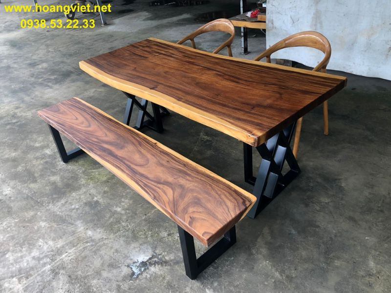 Bàn gỗ me tây 1 băng, 2 ghế neva. Bàn gỗ me tây 1 băng, 2 ghế neva.