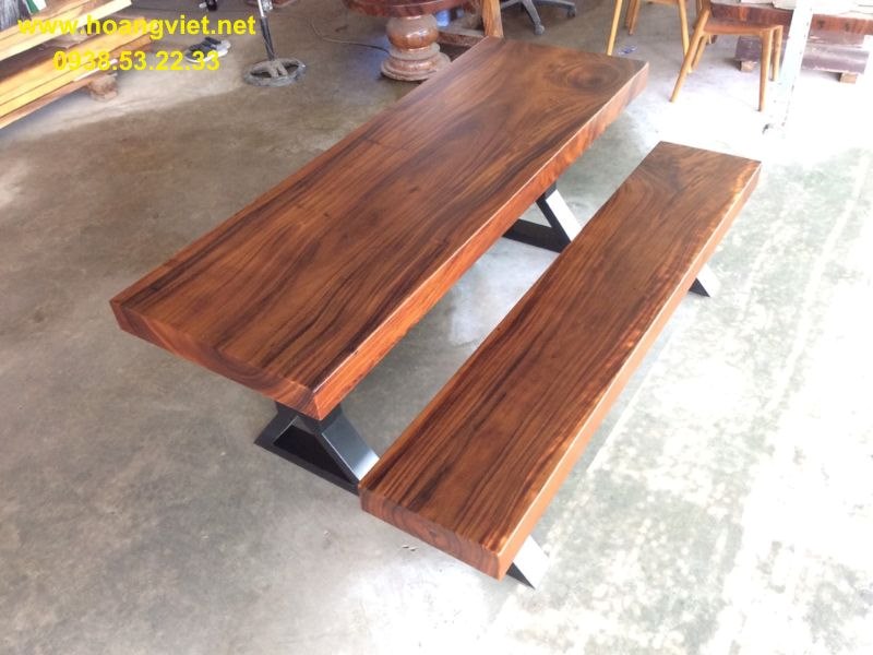 Bàn gỗ me tây ghế băng dài 2m rộng 70cm Bàn gỗ me tây ghế băng dài 2m rộng 70cm