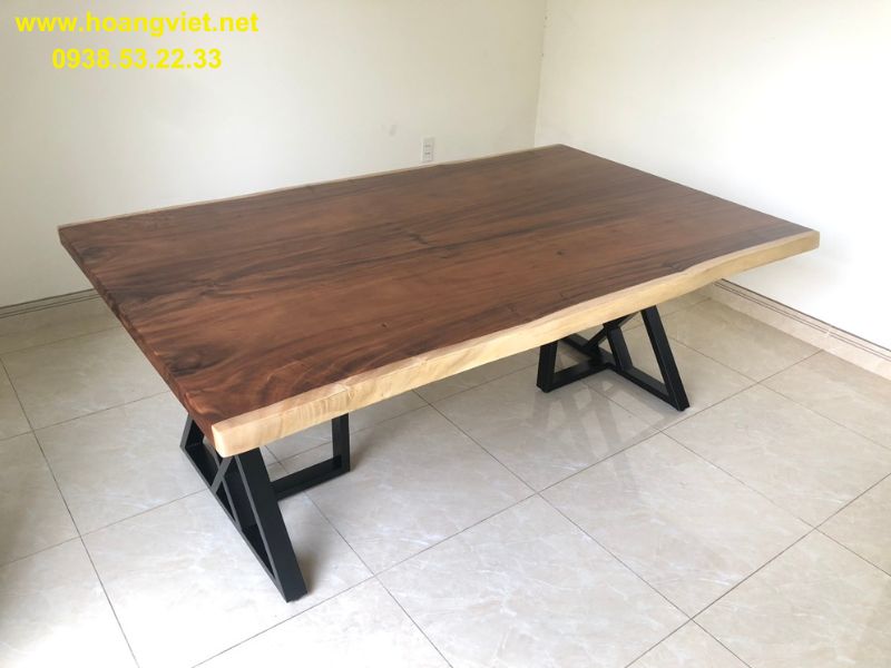 Bàn gỗ me tây ghép đối xứng 2 tấm Bàn gỗ me tây ghép đối xứng 2 tấm