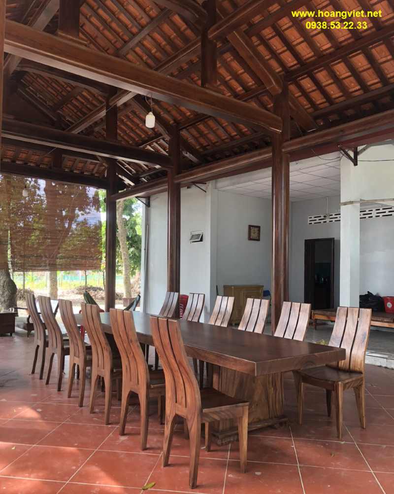 Bàn gỗ me tây nguyên khối 12 ghế cao cấp Bàn gỗ me tây nguyên khối 12 ghế cao cấp