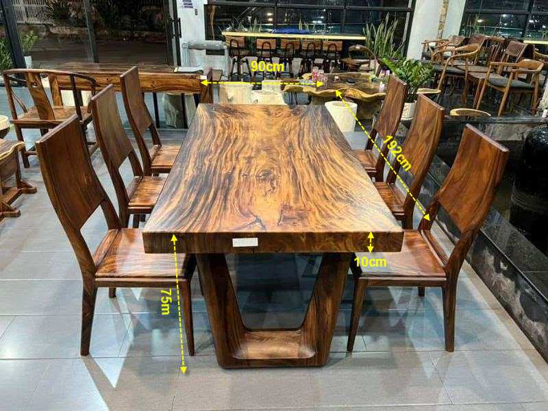 Bàn gỗ me tây nguyên khối 6 ghế Bàn gỗ me tây nguyên khối 6 ghế