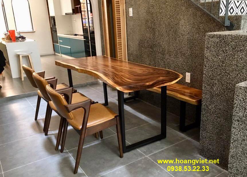 Bộ bàn 3 ghế và 1 băng gỗ me tây Bộ bàn 3 ghế và 1 băng gỗ me tây