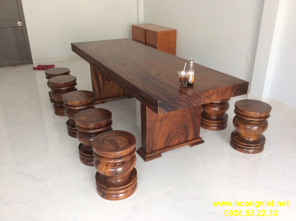 Chân bàn dài gỗ nguyên khối