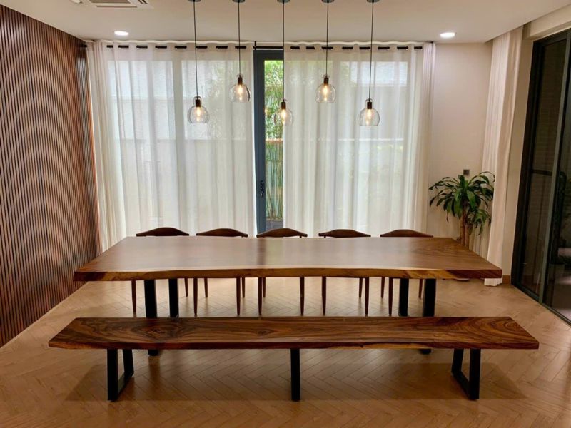 Bàn gỗ me tây nguyên tấm dài 3m rộng 90cm Bàn gỗ me tây nguyên tấm dài 3m rộng 90cm