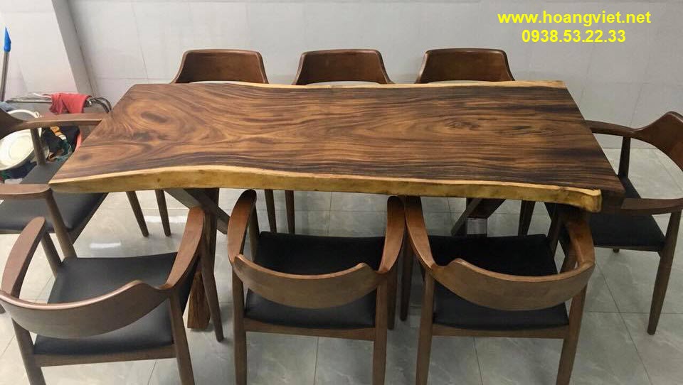 Bộ bàn ăn nguyên khối gỗ me tây 8 ghế Bộ bàn ăn nguyên khối gỗ me tây 8 ghế