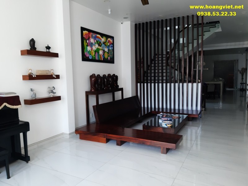 Bàn gỗ me tây phòng khách