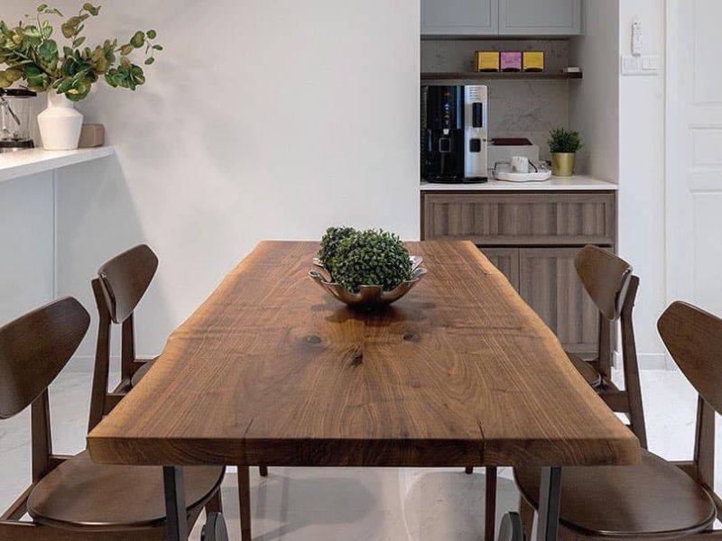 Bàn gỗ óc chó nguyên khối nguyên tấm Bàn gỗ óc chó nguyên khối nguyên tấm