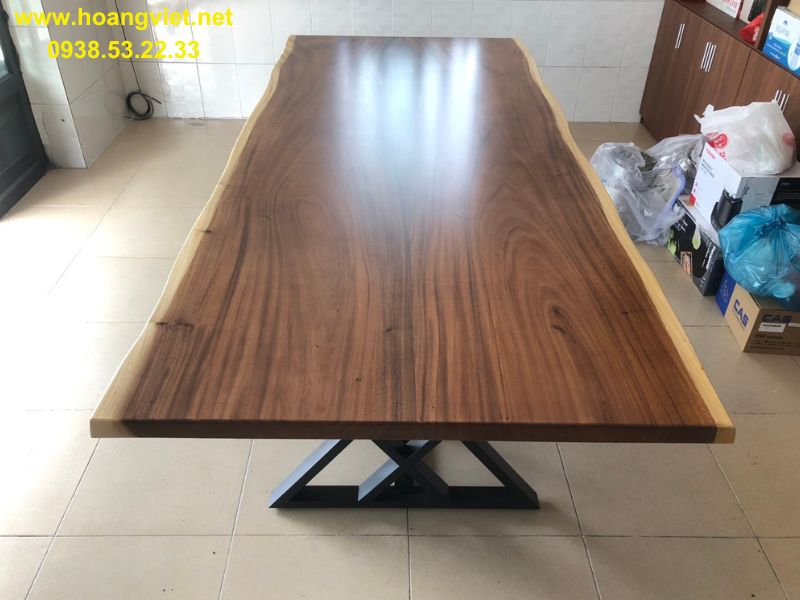 Bàn họp gỗ me tây ghép 2 tấm Bàn họp gỗ me tây ghép 2 tấm