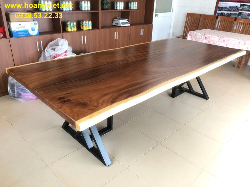 Bàn họp gỗ me tây ghép 2 tấm Bàn họp gỗ me tây ghép 2 tấm