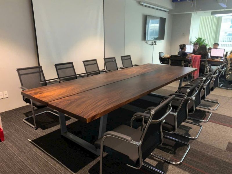 Bàn họp gỗ tự nhiên me tây Bàn họp gỗ tự nhiên me tây