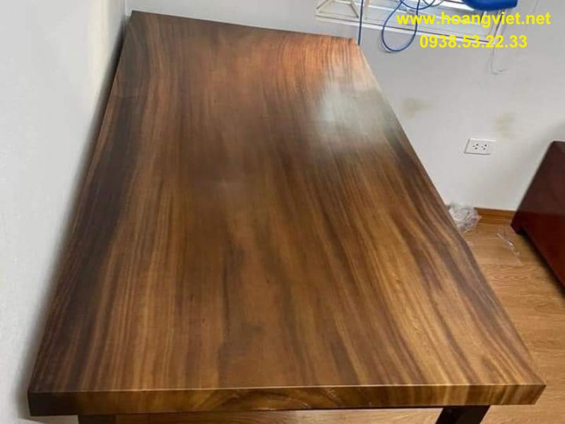 Mặt bàn làm việc gỗ tự nhiên có hộc tủ tại TPHCM Mặt bàn làm việc gỗ tự nhiên có hộc tủ tại TPHCM