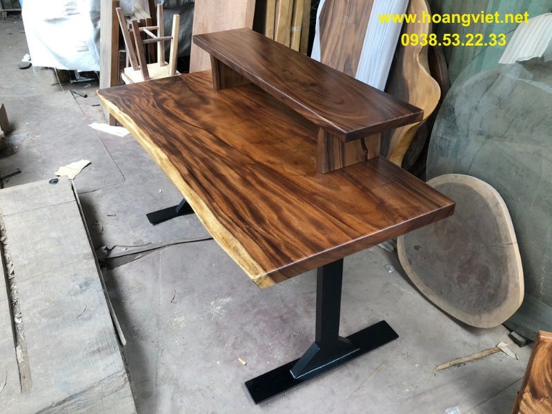 Bàn làm việc gỗ me tây chân sắt chữ I Bàn làm việc gỗ me tây chân sắt chữ I