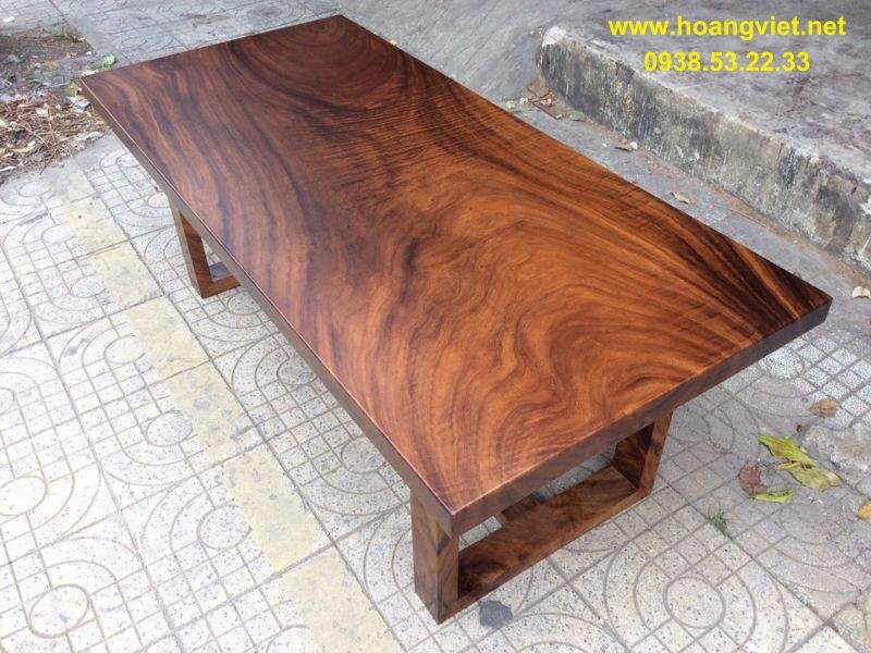 Bàn làm việc gỗ nguyên khối hiện đại Bàn làm việc gỗ nguyên khối hiện đại