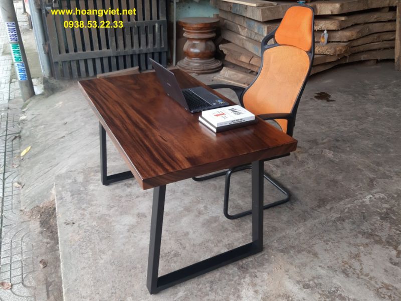 Bàn làm việc gỗ tự nhiên me tây dài 1m2 Bàn làm việc gỗ tự nhiên me tây dài 1m2