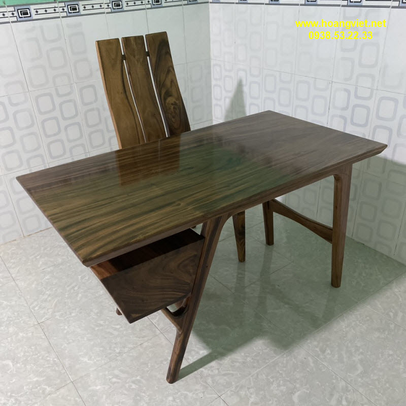 Bàn làm việc gỗ tự nhiên đẹp Bàn làm việc gỗ tự nhiên đẹp