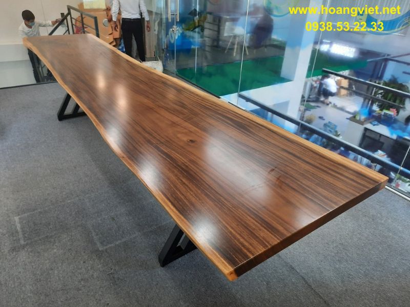Bàn làm việc nhóm gỗ tự nhiên nguyên khối Bàn làm việc nhóm gỗ tự nhiên nguyên khối