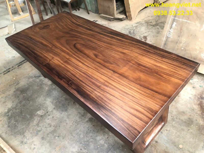 Bàn làm việc gỗ me tây nguyên tấm Bàn làm việc gỗ me tây nguyên tấm