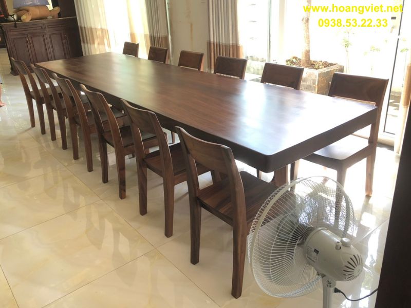 Bàn nguyên khối gỗ me tây 12 ghế Bàn nguyên khối gỗ me tây 12 ghế