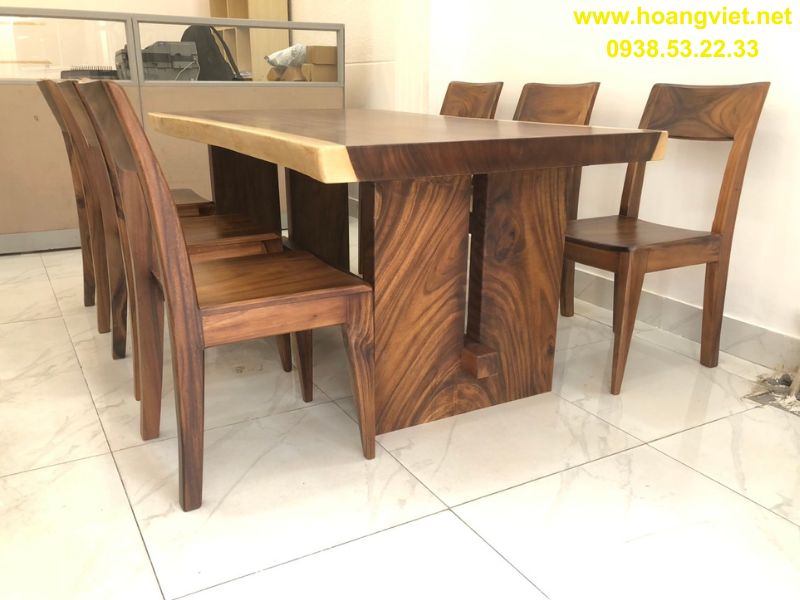 Bàn và chân gỗ me tây nguyên khối 6 ghế  Bàn và chân gỗ me tây nguyên khối 6 ghế