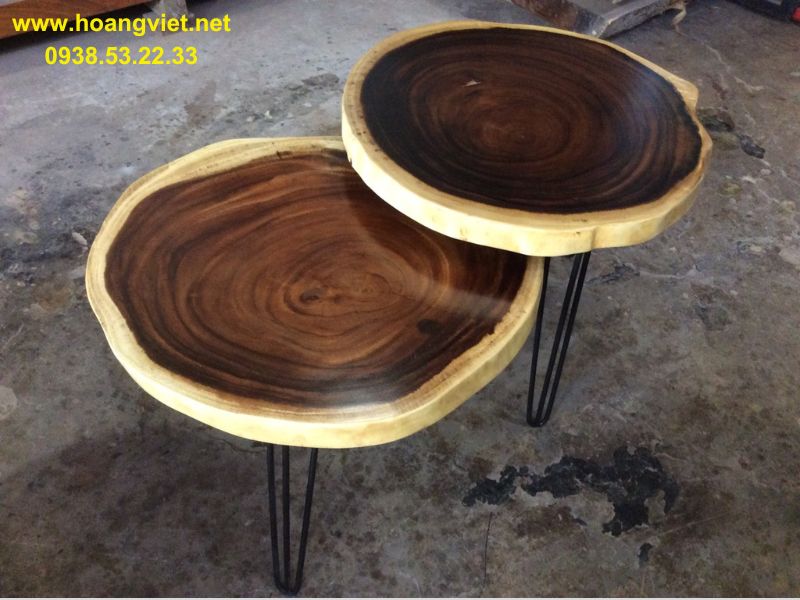 Bàn trà sofa đôi dạng tròn tự nhiên bằng gỗ me tây Bàn trà sofa đôi dạng tròn tự nhiên bằng gỗ me tây