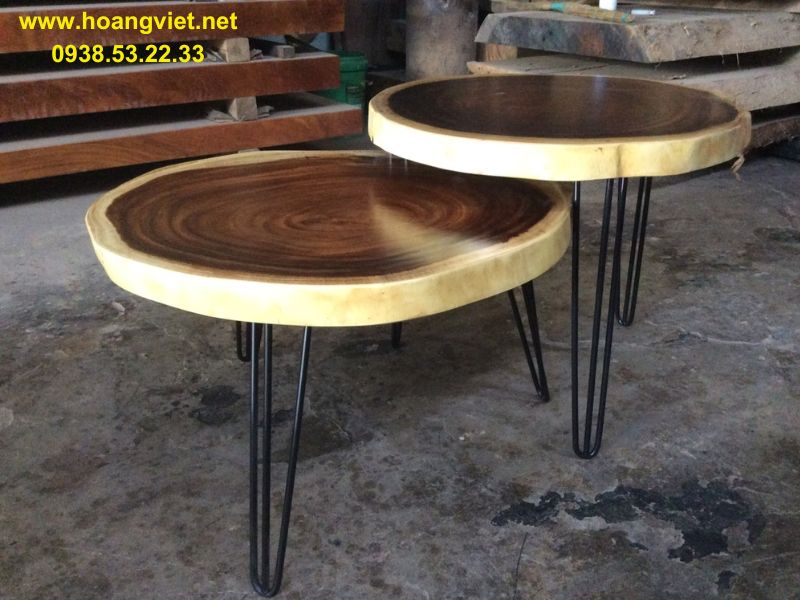 Bàn trà sofa đôi dạng tròn tự nhiên bằng gỗ me tây Bàn trà sofa đôi dạng tròn tự nhiên bằng gỗ me tây