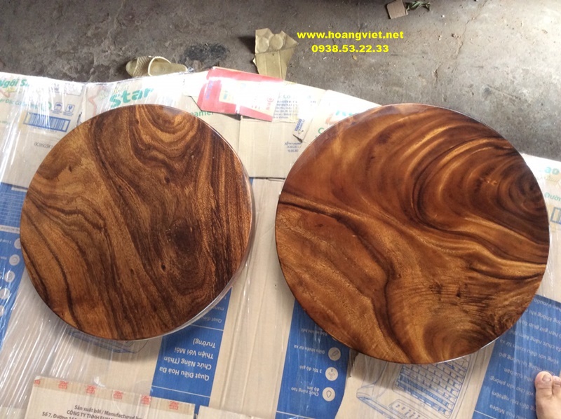 Bàn tròn 60cm gỗ tự nhiên me tây vân đẹp Bàn tròn 60cm gỗ tự nhiên me tây vân đẹp