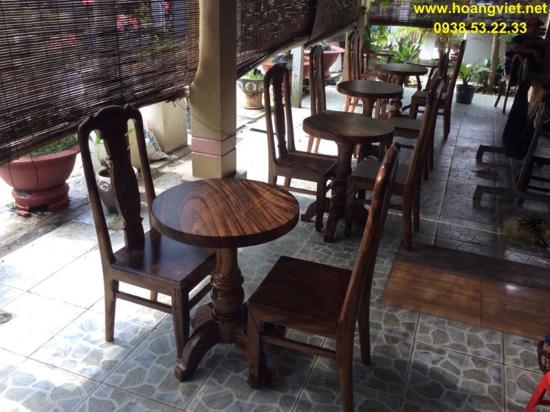 Bàn tròn cafe gỗ me tây 2 ghế Bàn tròn cafe gỗ me tây 2 ghế