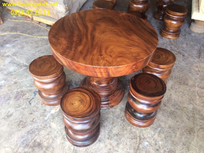 Bàn tròn cafe gỗ me tây nguyên khối Bàn tròn cafe gỗ me tây nguyên khối