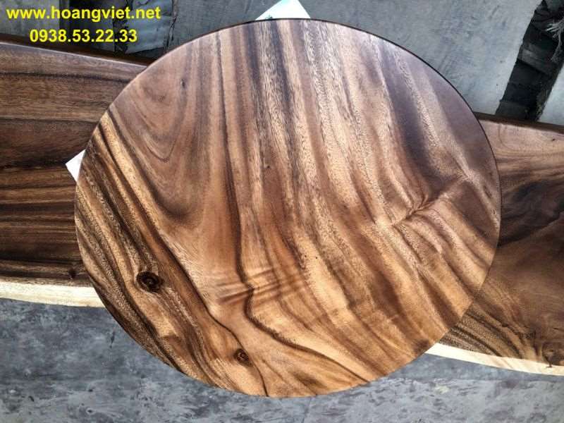 Mặt bàn tròn gỗ me tây cho quán cafe Mặt bàn tròn gỗ me tây cho quán cafe
