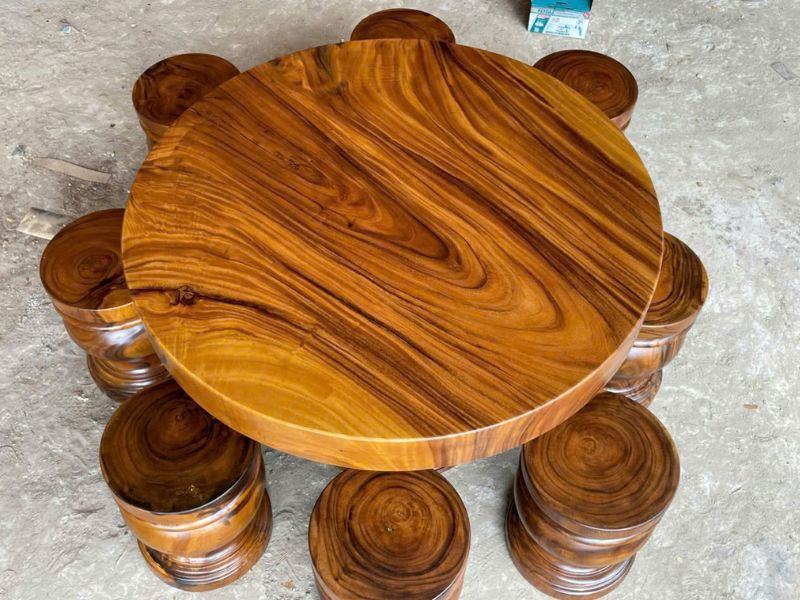 Bàn tròn gỗ me tây nguyên khối 8 đôn Bàn tròn gỗ me tây nguyên khối 8 đôn