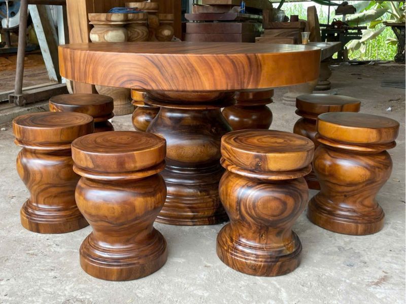Bàn tròn gỗ me tây nguyên khối 8 đôn Bàn tròn gỗ me tây nguyên khối 8 đôn
