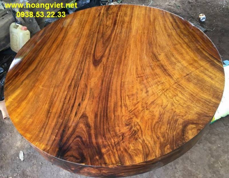 Bàn tròn gỗ phay nguyên khối Bàn tròn gỗ phay nguyên khối