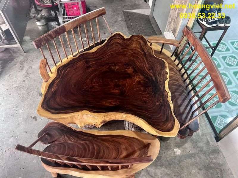 Bàn uống trà bằng gỗ me tây nguyên khối Bàn uống trà bằng gỗ me tây nguyên khối