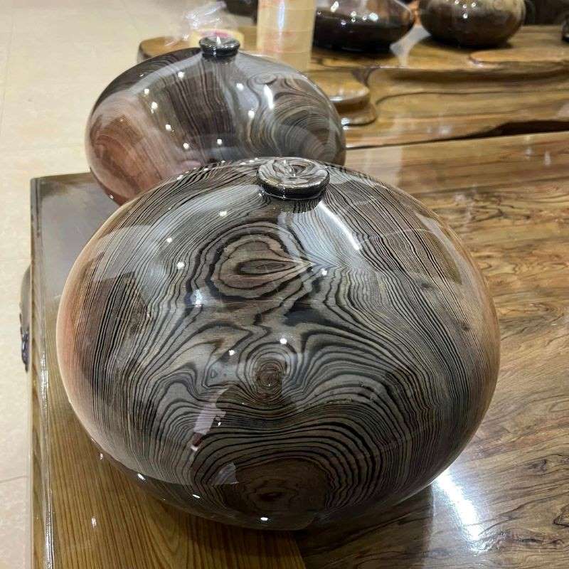 Bình hút lộc bằng gỗ thủy tùng Bình hút lộc bằng gỗ thủy tùng
