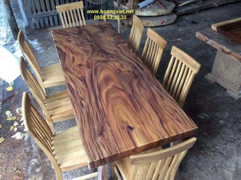 Bộ bàn ăn gỗ me tây 8 ghế mặt nguyên khối Bộ bàn ăn gỗ me tây 8 ghế mặt nguyên khối