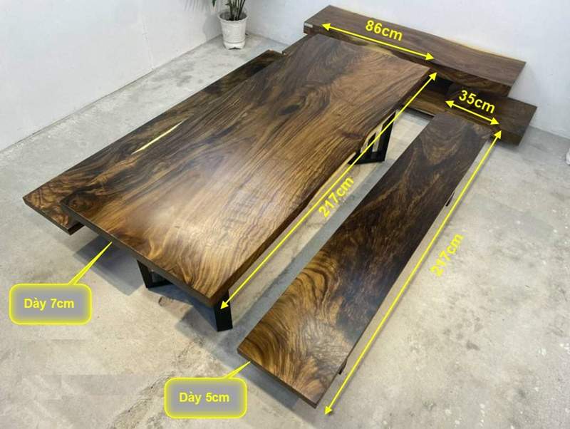 Mẫu bàn ăn k3 gỗ me tây nguyên tấm. Mẫu bàn ăn k3 gỗ me tây nguyên tấm.