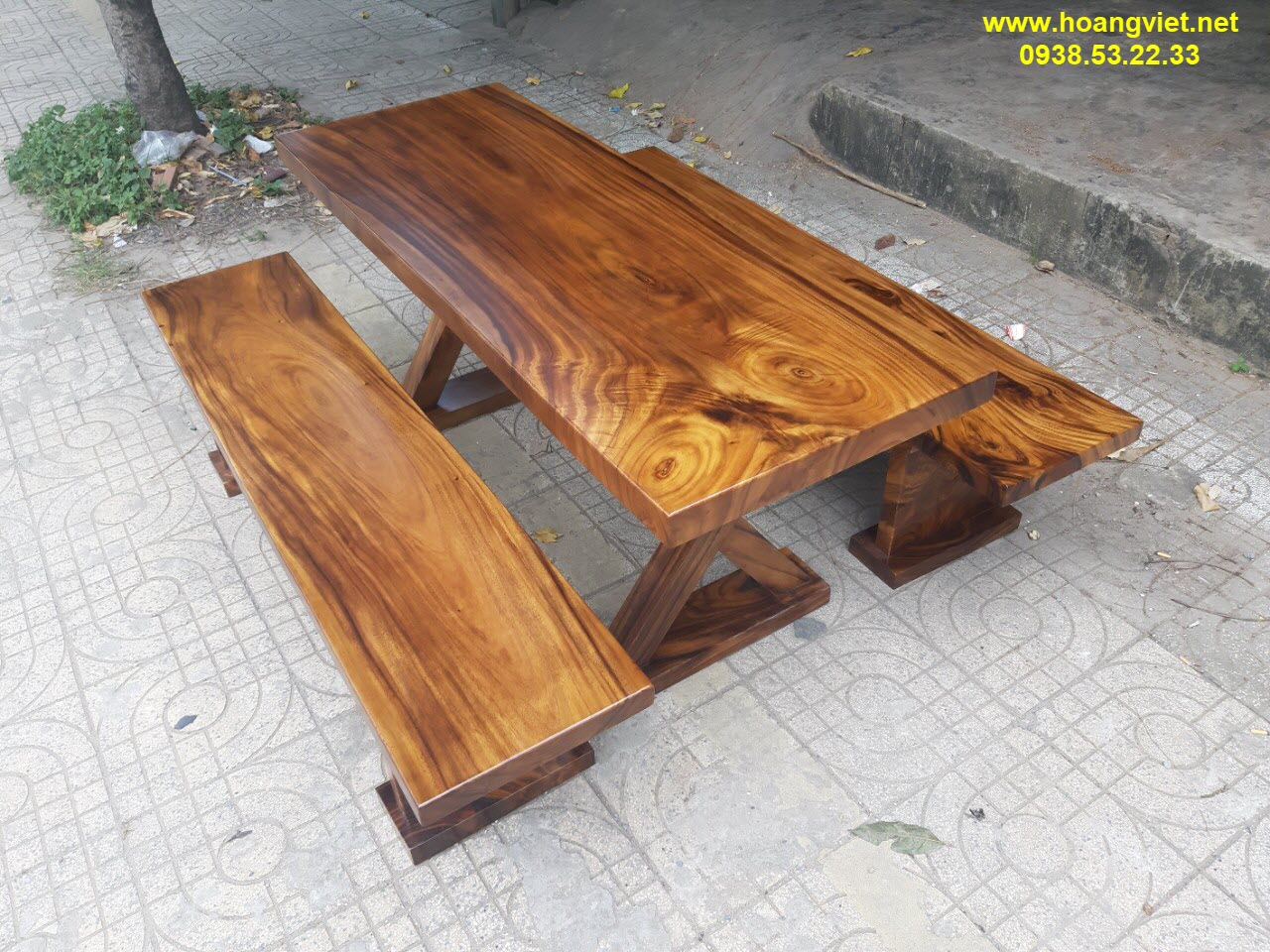 Những bộ bàn k3 gỗ nguyên khối đẹp nhất thị trường.