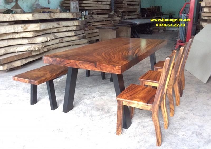 Bộ bàn ăn me tây nguyên tấm chân sắt Bộ bàn ăn me tây nguyên tấm chân sắt