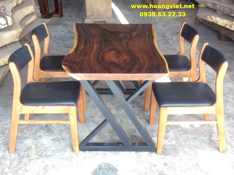 Bộ bàn ăn 4 ghế chân sắt sơn tĩnh điện Bộ bàn ăn 4 ghế chân sắt sơn tĩnh điện