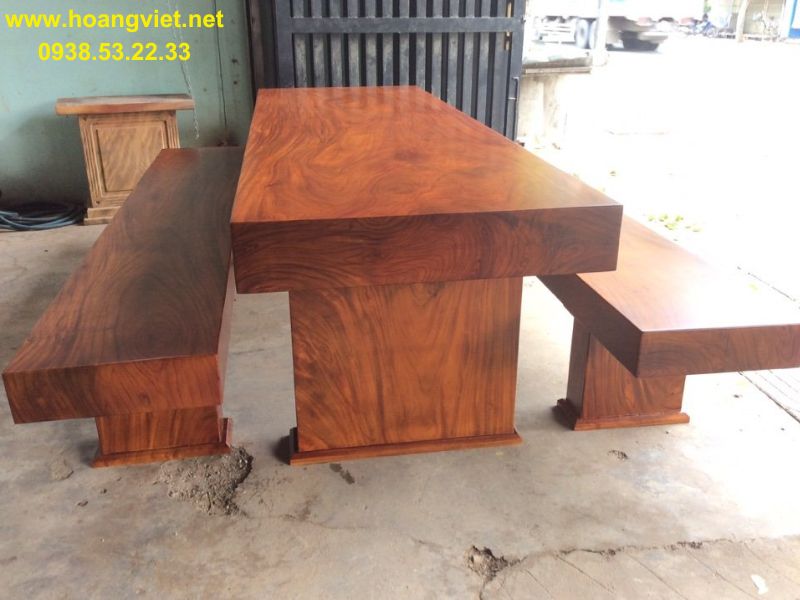 Bộ bàn ghế gỗ me tây nguyên khối k3 Bộ bàn ghế gỗ me tây nguyên khối k3