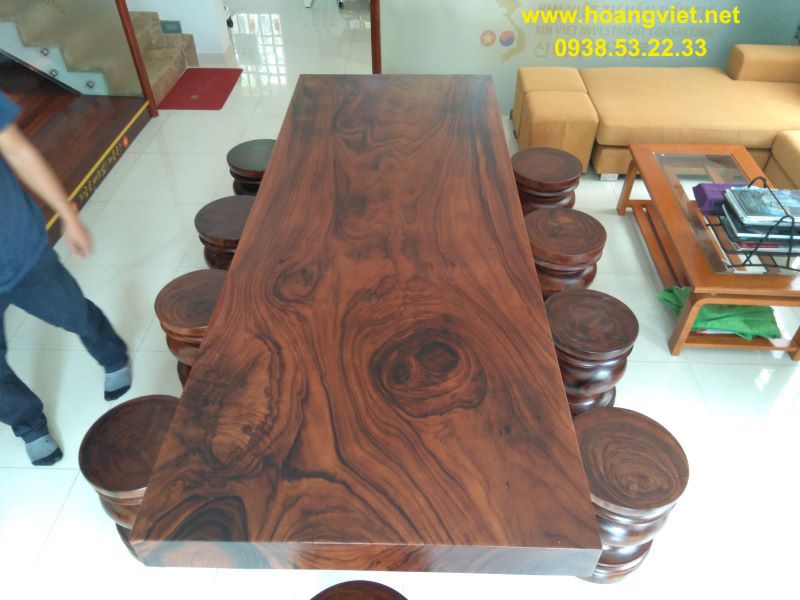 Bộ bàn ghế gỗ me tây nguyên tấm Bộ bàn ghế gỗ me tây nguyên tấm