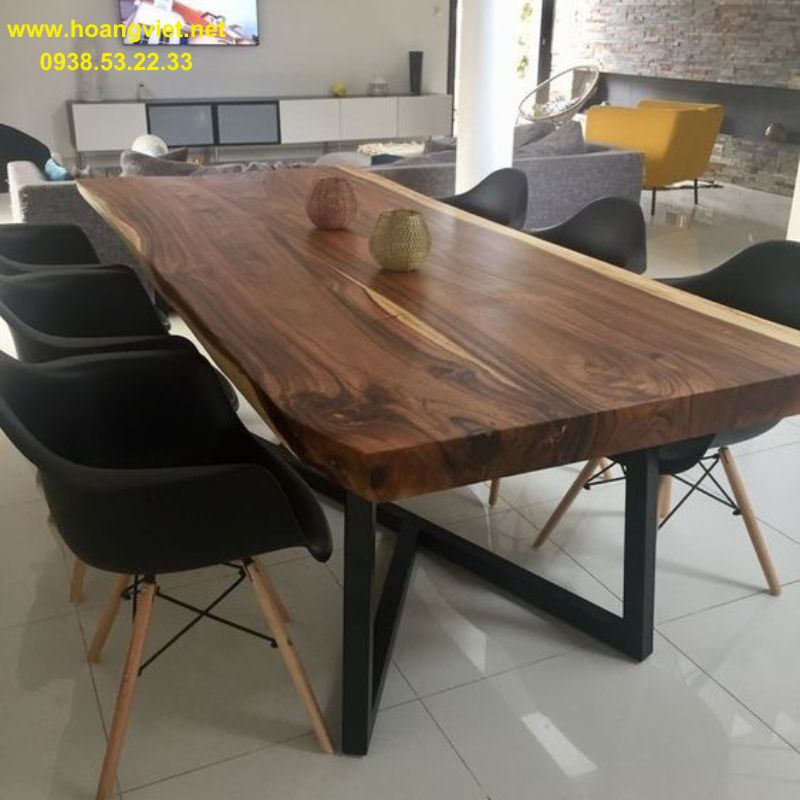 Bàn ăn gỗ tự nhiên chân sắt Bàn ăn gỗ tự nhiên chân sắt